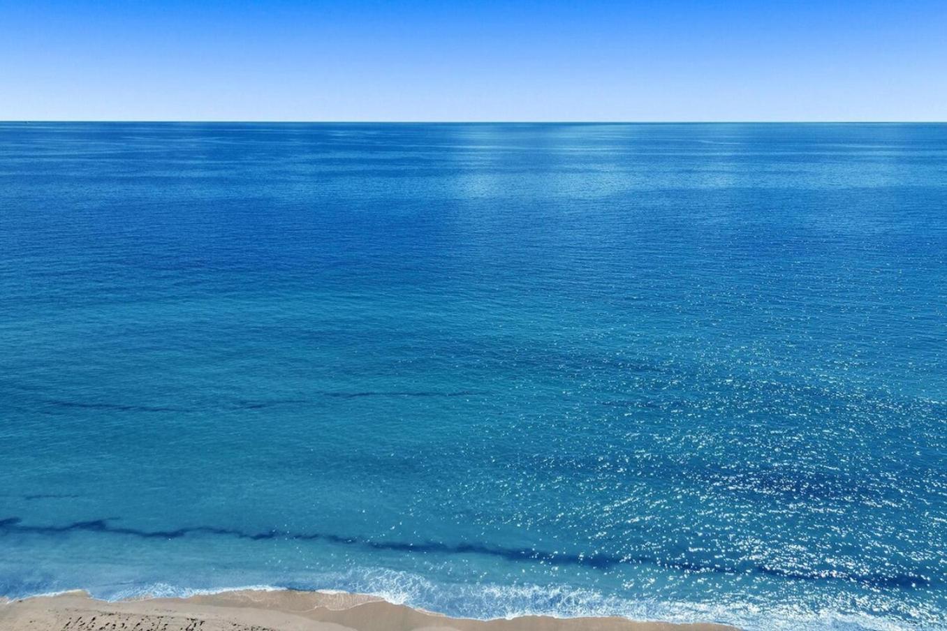 Waves On Desoto Unit With Pool